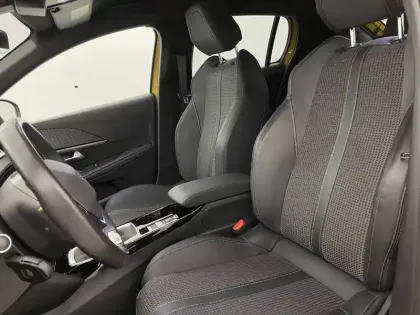 Photo 13 Peugeot 208  PureTech 100 S&S BVM6