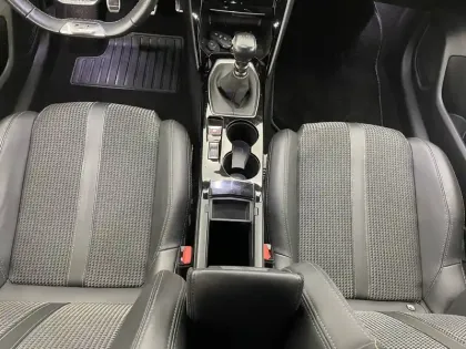 Photo 24 Peugeot 208  PureTech 100 S&S BVM6