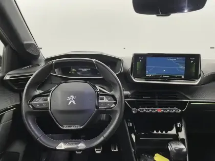 Photo 21 Peugeot 208  PureTech 100 S&S BVM6
