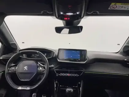 Photo 29 Peugeot 208  PureTech 100 S&S BVM6