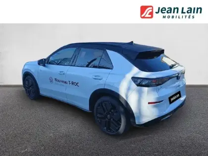 Photo 6 Volkswagen T-roc  1.5 eTSI EVO2 Hybrid 150 ch DSG7