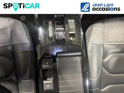 Photo 13 Citroën C4 e- 136 ch Automatique