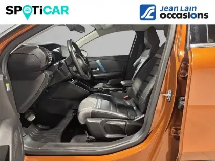 Photo 10 Citroën C4 e- 136 ch Automatique