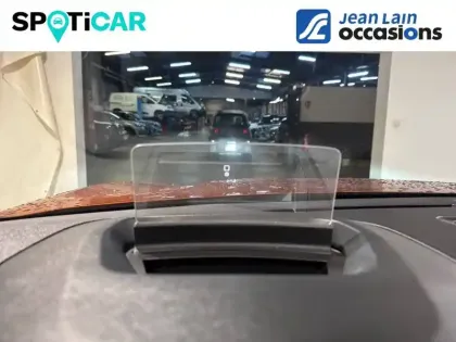 Photo 14 Citroën C4 e- 136 ch Automatique