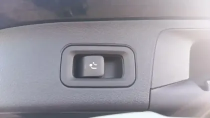 Photo 18 Mercedes GLA  200 d 8G-DCT