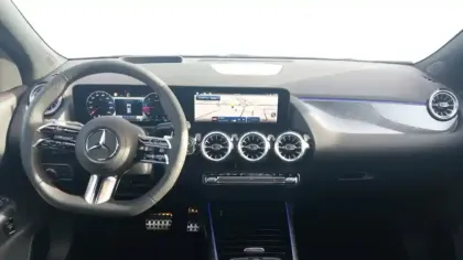 Photo 15 Mercedes GLA  200 d 8G-DCT