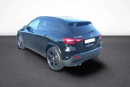 Photo 3 Mercedes GLA  200 d 8G-DCT