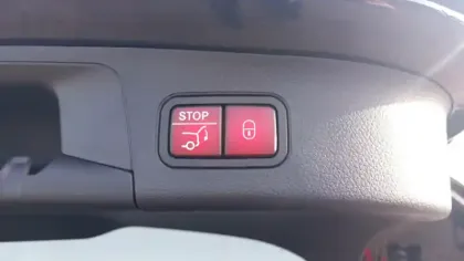 Photo 19 Mercedes GLA  200 d 8G-DCT