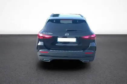 Photo 4 Mercedes GLA  200 d 8G-DCT