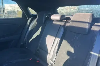 Photo 11 DS Ds 7 DS7 Crossback PureTech 180 EAT8