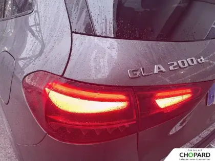 Photo 101 Mercedes GLA  200 d 8G-DCT