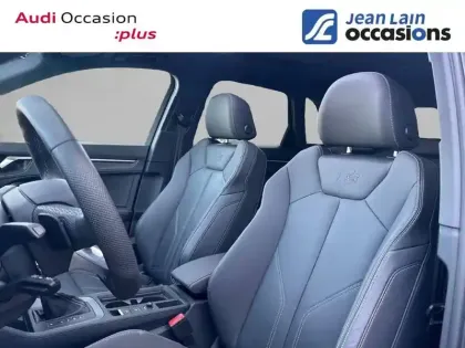 Photo 10 Audi Q3  35 TFSI 150 ch S tronic 7