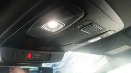 Photo 26 Renault Megane Mégane IV Berline TCe 140 FAP - 20