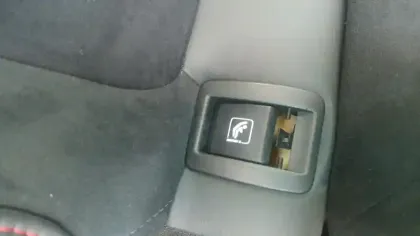 Photo 31 Renault Megane Mégane IV Berline TCe 140 FAP - 20