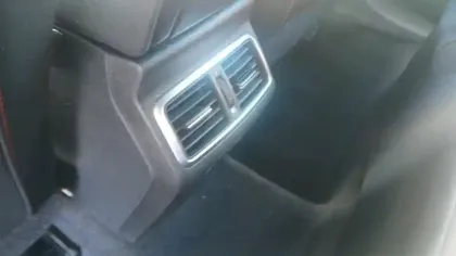 Photo 32 Renault Megane Mégane IV Berline TCe 140 FAP - 20