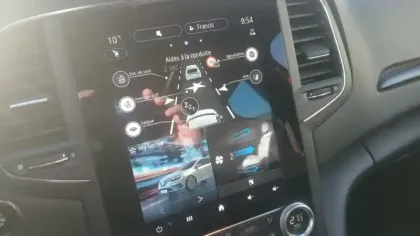 Photo 16 Renault Megane Mégane IV Berline TCe 140 FAP - 20