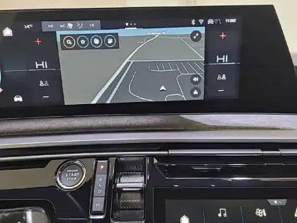 Photo 18 Peugeot 3008  Hybrid 145 e-DCS6