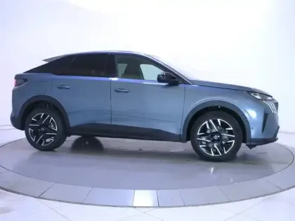 Photo 35 Peugeot 3008  Hybrid 145 e-DCS6