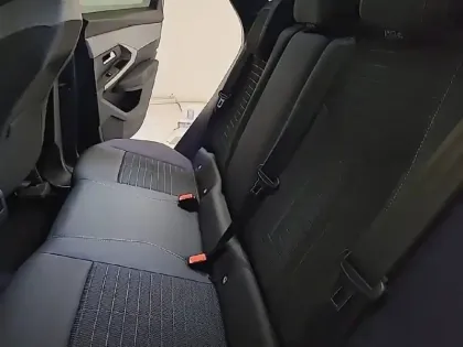 Photo 11 Peugeot 3008  Hybrid 145 e-DCS6