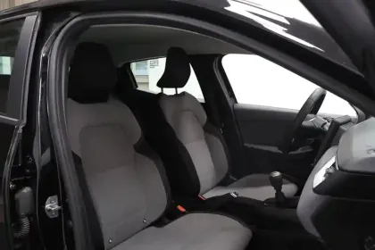 Photo 9 Renault Clio  SOCIETE BLUE DCI 100