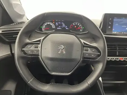 Photo 21 Peugeot 208  BLUEHDI 100 S&S BVM6