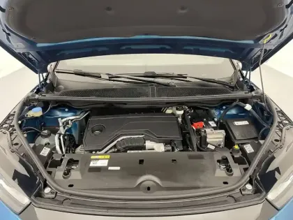 Photo 20 Peugeot 5008  Hybrid 136 e-DCS6