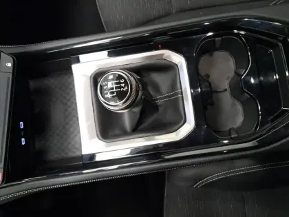 Photo 36 Renault Austral  mild hybrid advanced 130