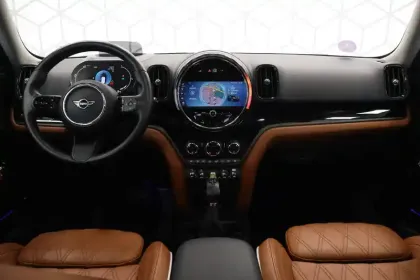 Photo 8 Mini Mini Countryman 125 - 95 ch ALL4 BVA6