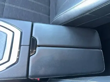 Photo 36 Renault Austral  E-Tech hybrid 200