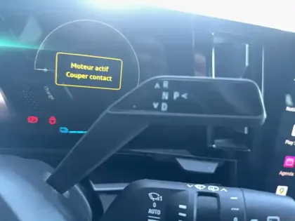 Photo 42 Renault Austral  E-Tech hybrid 200