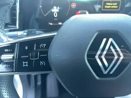 Photo 43 Renault Austral  E-Tech hybrid 200