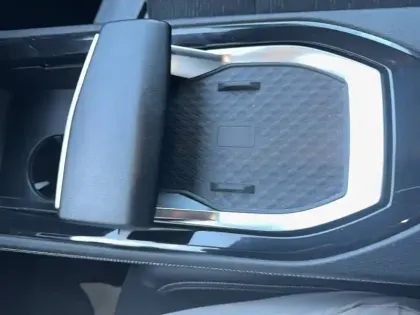 Photo 34 Renault Austral  E-Tech hybrid 200