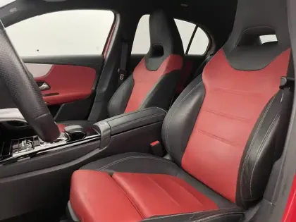 Photo 14 Mercedes Classe A  200 7G-DCT