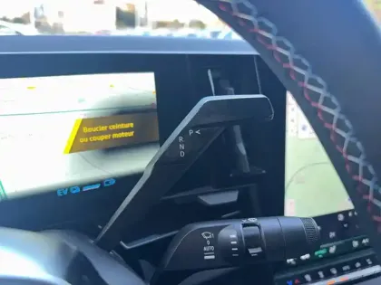 Photo 39 Renault Rafale  E-Tech full hybrid 200ch