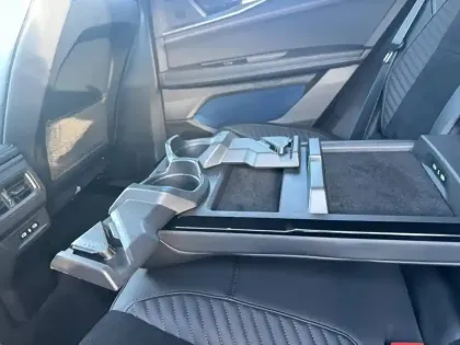 Photo 62 Renault Rafale  E-Tech full hybrid 200ch