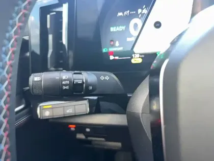 Photo 40 Renault Rafale  E-Tech full hybrid 200ch