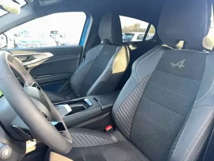 Photo 9 Renault Rafale  E-Tech full hybrid 200ch