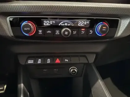 Photo 13 Audi A1  Sportback 30 TFSI 116 ch S tronic 7