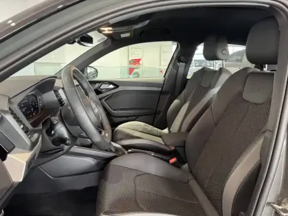 Photo 9 Audi A1  Sportback 30 TFSI 116 ch S tronic 7