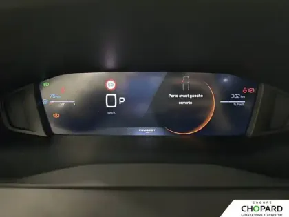 Photo 64 Peugeot 2008  Hybrid 145 e-DCS6