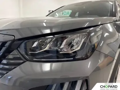 Photo 45 Peugeot 2008  Hybrid 145 e-DCS6