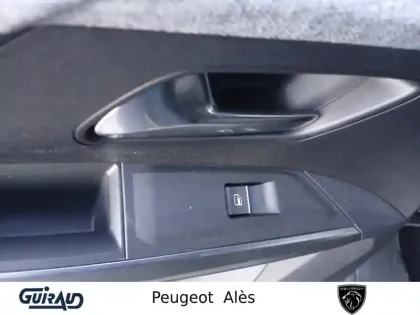 Photo 13 Peugeot 5008  Electrique 73 kWh 210 ch