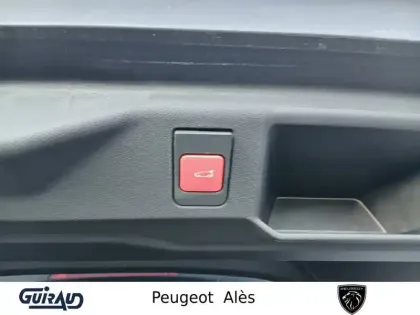 Photo 15 Peugeot 5008  Electrique 73 kWh 210 ch