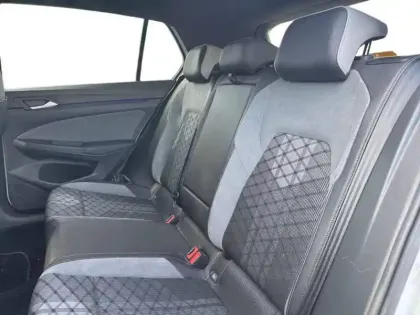 Photo 13 Volkswagen Golf  2.0 TDI SCR 150 DSG7