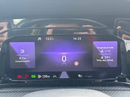 Photo 16 Volkswagen Golf  2.0 TDI SCR 150 DSG7