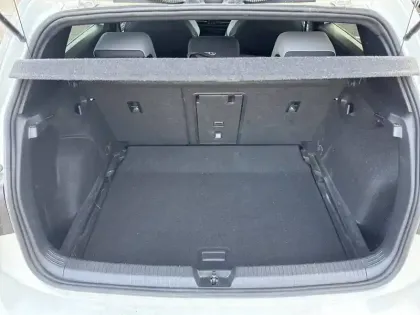 Photo 12 Volkswagen Golf  2.0 TDI SCR 150 DSG7