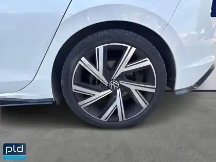 Photo 18 Volkswagen Golf  2.0 TDI SCR 150 DSG7