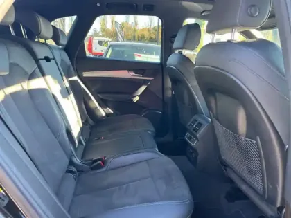 Photo 22 Audi Q5  55 TFSIe 367 S tronic 7 Quattro