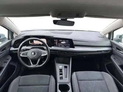 Photo 10 Volkswagen Golf  1.4 Hybrid Rechargeable OPF 204 DSG6