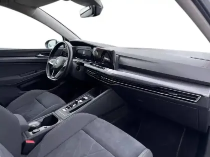 Photo 8 Volkswagen Golf  1.4 Hybrid Rechargeable OPF 204 DSG6